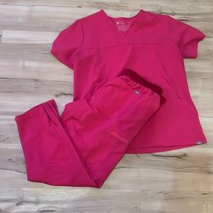 Hot pink Figs. Size XL